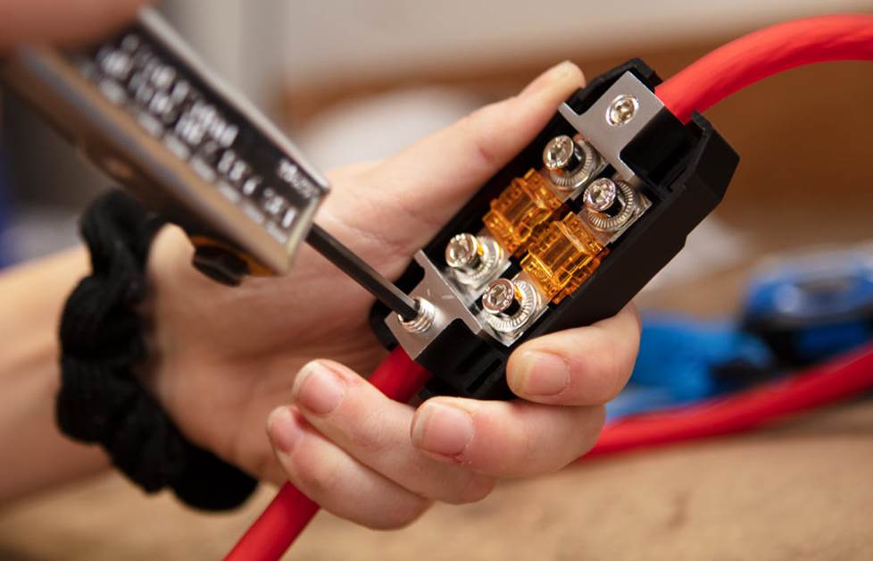 Car amp battery terminal sale